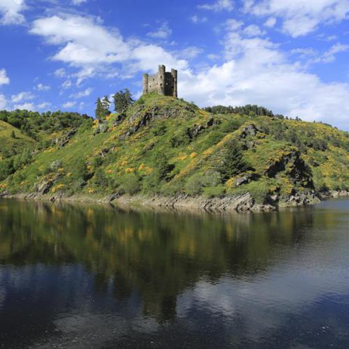 le chateau d'Alleuze